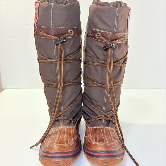 Pajar Canada Chocolate and Tan Grip Tall Winter Boots, Lace-Up Boots Sz6-61/2 - Picture 5 of 12